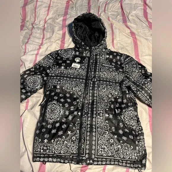 Crooks and castles puffer jacket